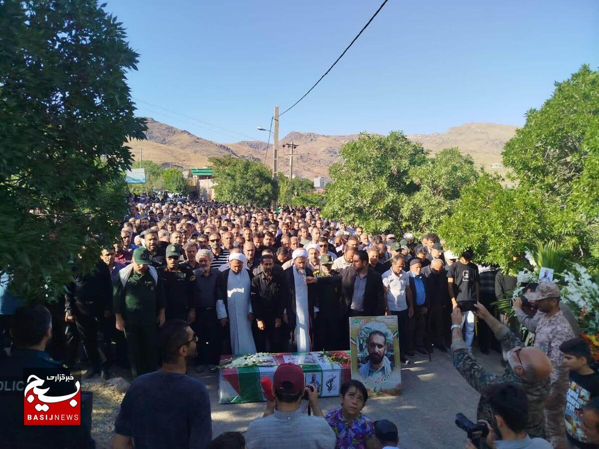 پیکر پاک شهید محمدامین ابراهیمی در زادگاهش خاکسپاری شد