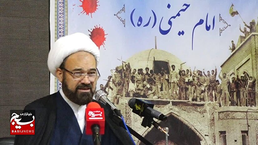 فتح خرمشهر امداد غیبی خداوند بود