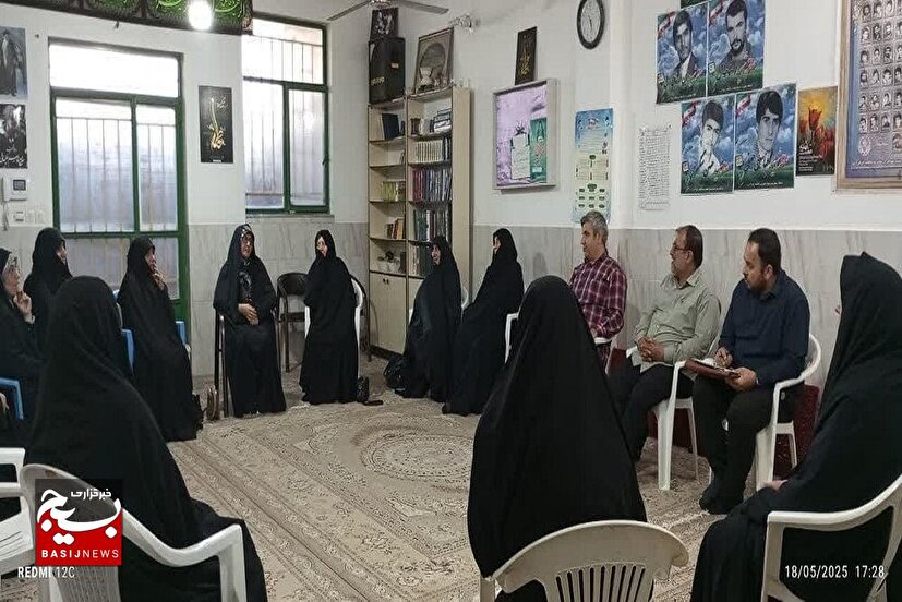 سرکشی از پایگاه بسیج خواهران سرخه انجام شد