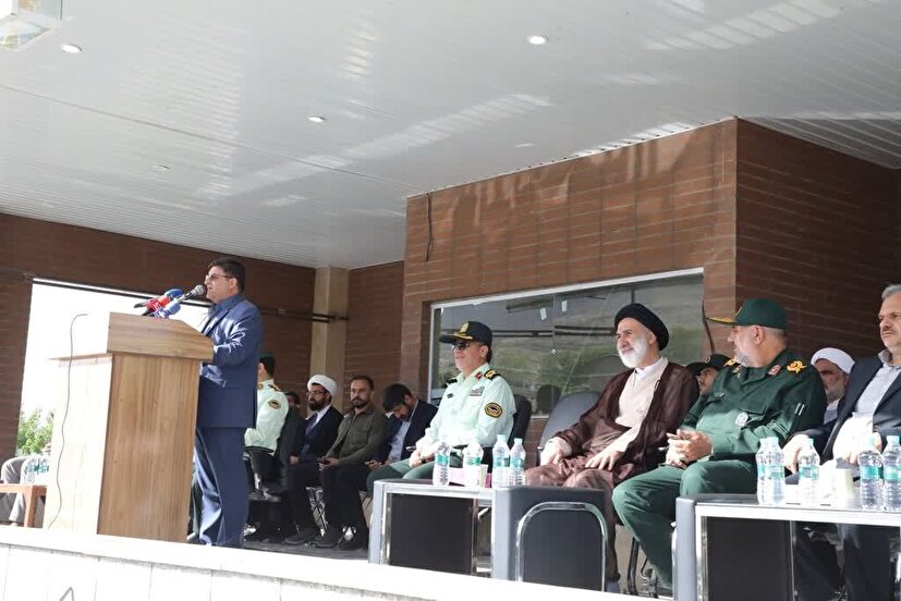 خرمشهر یک آرمان ، یک خط مقدم در برابر دشمنان این ملت است