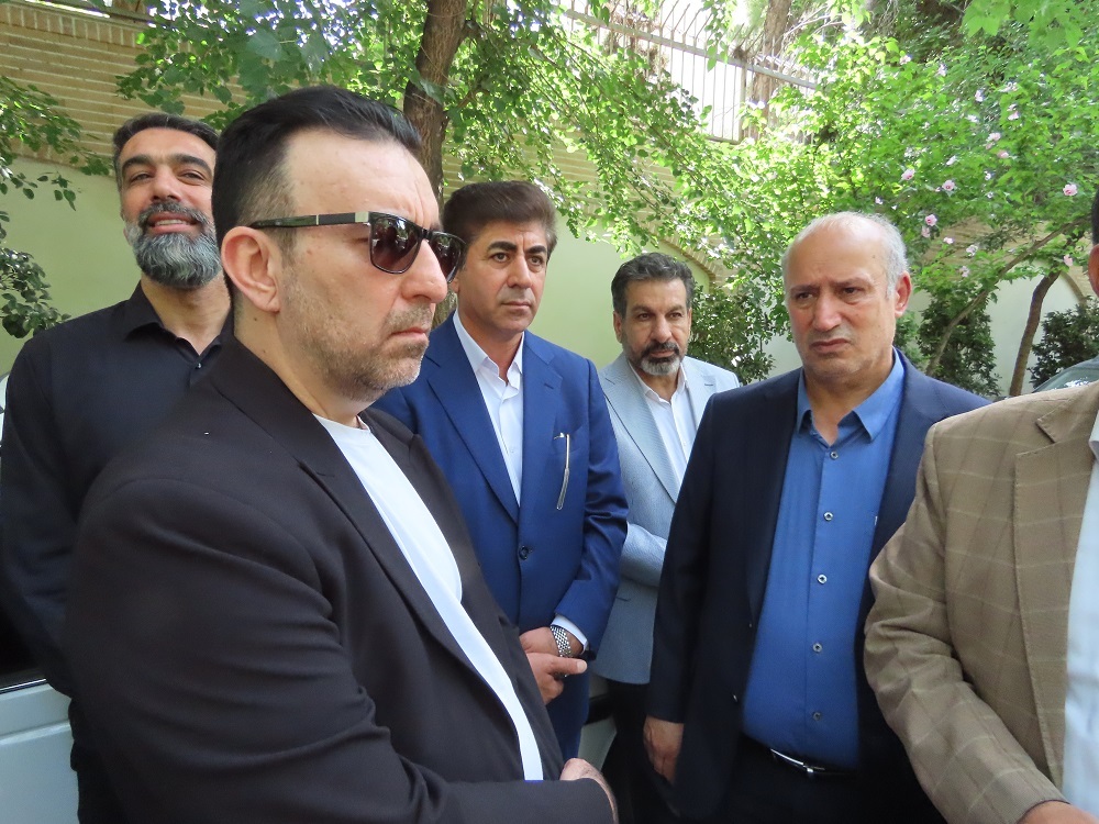 گزارش تصویری/ تجمع اعتراضی ورزشکاران ایرانی مقابل دفتر سازمان ملل در تهران