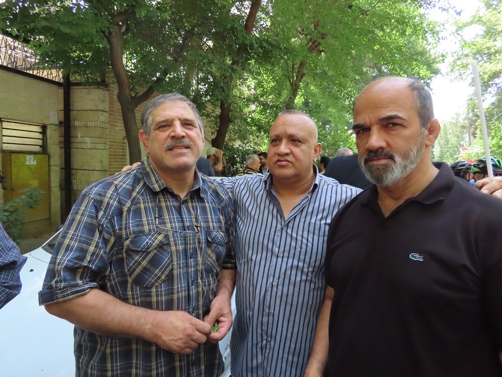 گزارش تصویری/ تجمع اعتراضی ورزشکاران ایرانی مقابل دفتر سازمان ملل در تهران