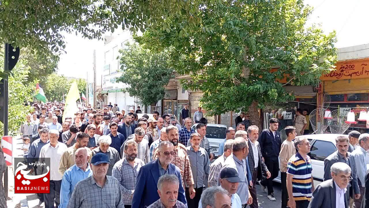 با متخاصم تا پای جان می‌جنگیم+عکس جمعه خشم و نصر