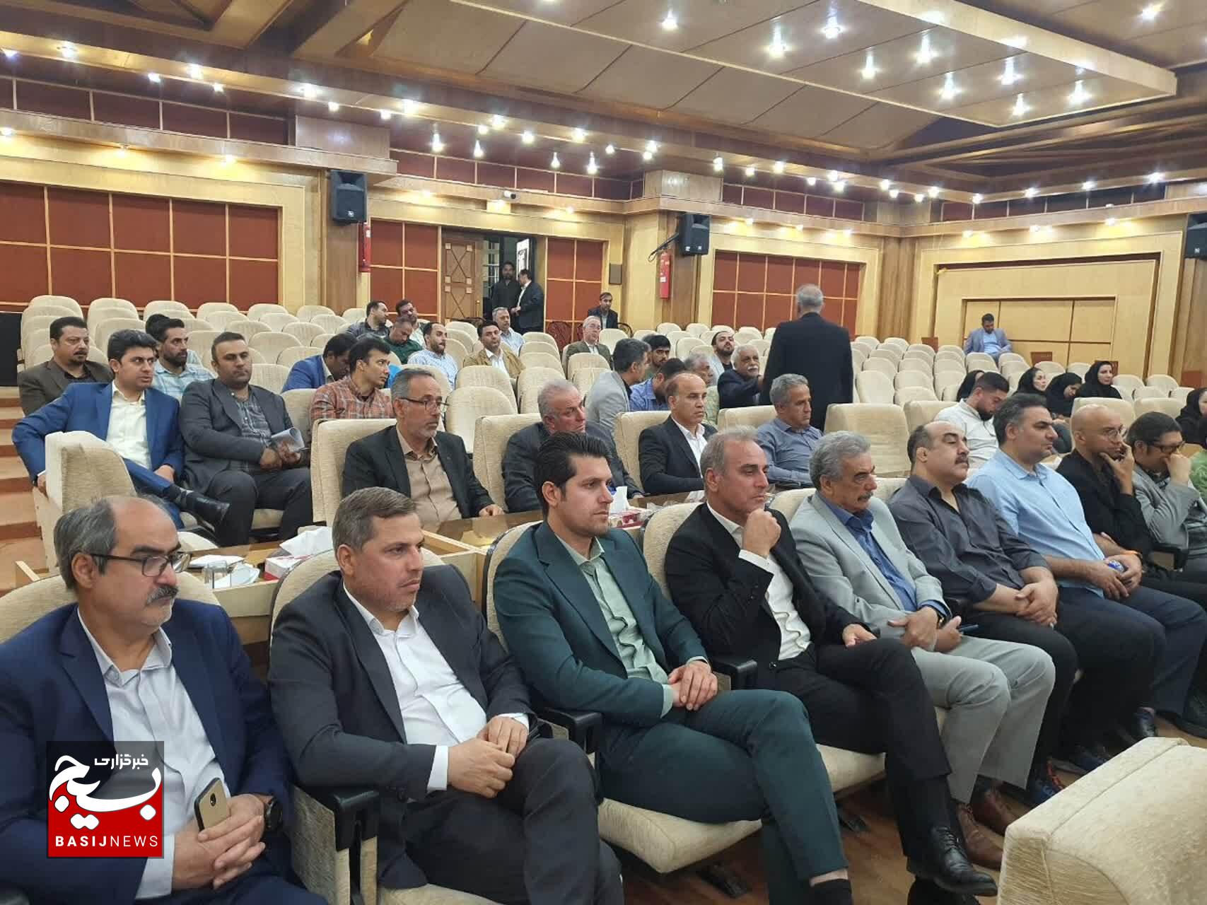 هیئتهای ورزشی در توسعه ورزش همگانی نقشآفرینی جدی داشته باشند هیئتهای ورزشی در توسعه ورزش همگانی نقشآفرینی جدی داشته باشند
