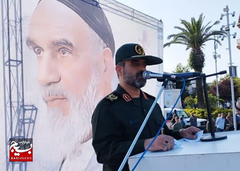 ملت ایران عزت و استقلال خود را از امام(ره) به یادگار دارد