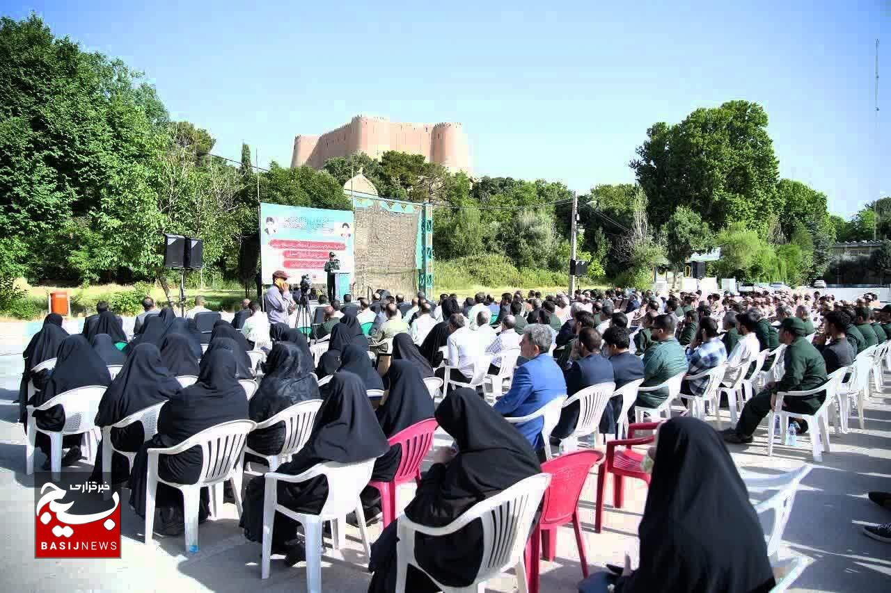 در ترویج سیره شهدا کوتاهی کرده‌ایم؛ یادواره شهدای حاج عمران را متمرکز برگزار کنیم