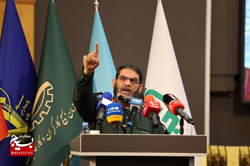 اقتصاد مقاومتی با روحیه جهادی و الگوگیری از شهدا محقق می‌شود