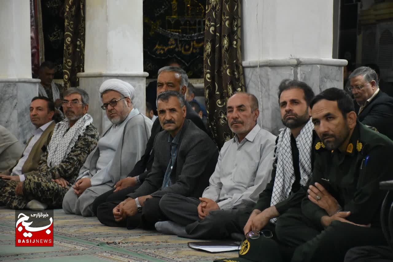 اصناف پیشتاز خدمترسانی و جهاد تبیین در جامعه هستند اصناف پیشتاز خدمترسانی و جهاد تبیین در جامعه هستند