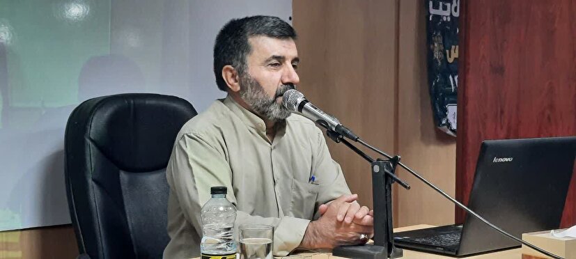 شبکه سازی اولویت اصلی جبهه انقلاب است/ تفهیم تفکر استکبار به نسل جوان/ ایجاد ترس، دوقطبی کردن، و ایجاد یاس در جامعه، نقشه اساسی دشمن است