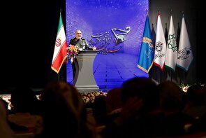 هنرمندان، فرماندهان جبهه روایت هستند / هنر مقاومت، تجلی قلب بیدار ملت‌هاست