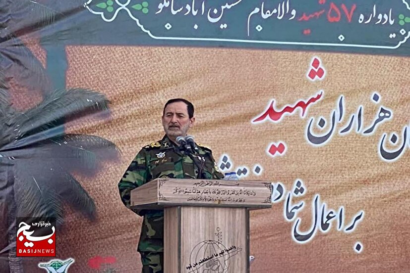 لزوم هوشیاری در برابر جنگ نرم دشمن / شهدا ثروت عظیم نظام هستند