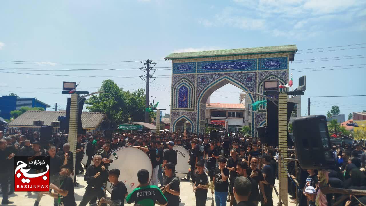 فرهنگ عاشورا زنده‌ترین سلاح است