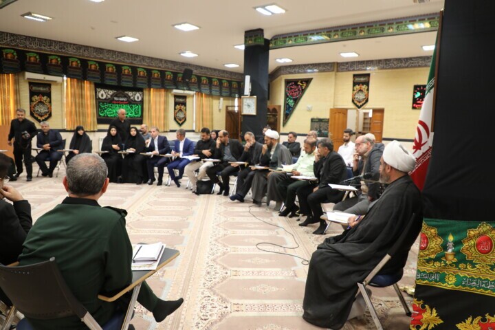 امام جمعه ایلام: وحدت و هوشیاری ملی رمز عبور از تهدیدهای دشمن است