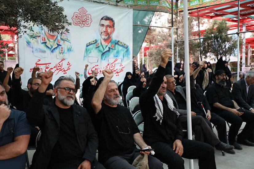 هنرمندان بسیجی یاد شهدای مقاومت را گرامی داشتنند