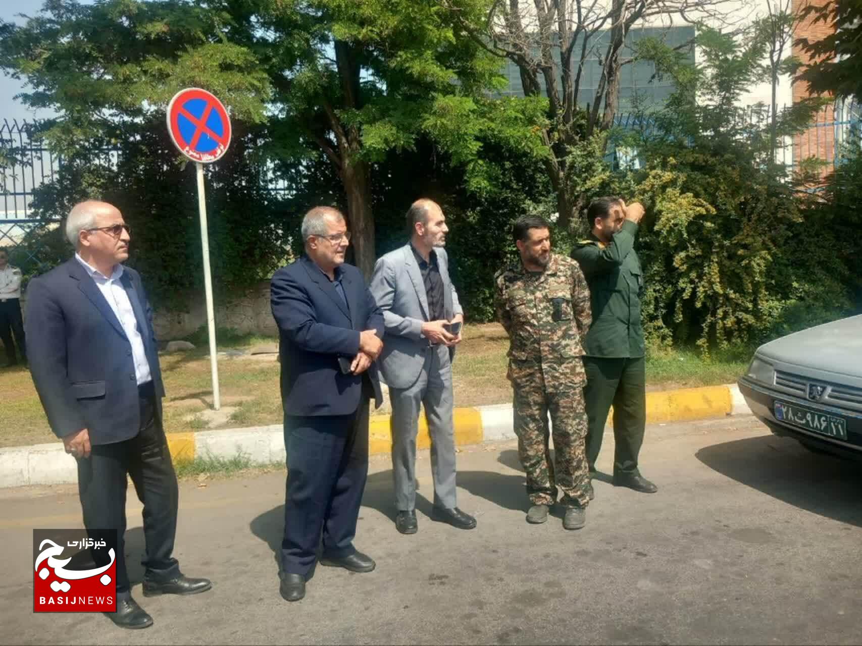 بازدید استاندار قزوین و معاونین از ایست و بازرسی بسیج شهرستان البرز بازدید استاندار قزوین و معاونین از ایست و بازرسی بسیج شهرستان البرز