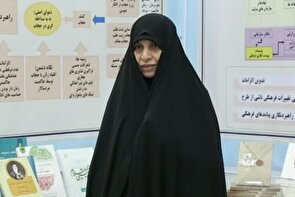 مدیر فرهنگی جامعه زنان کشور 
زنان نقش اصلی را در مدیریت عواطف جامعه در جنگ و بحران‌ها دارند
