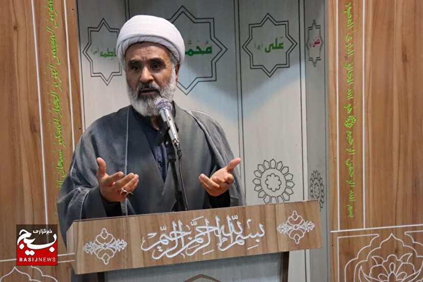 معرفت، بصیرت، صبر و استقامت ارکان اصلی رشد و تعالی انسان است/ استکبار سفاهت محض است