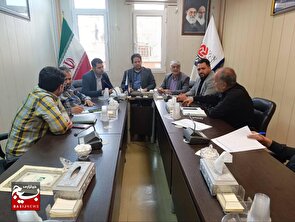 نشست بررسی راهکارهای تقویت مرکز بازرسی اتاق اصناف قم با همکاری بازرسین سازمان بسیج اصناف استان قم برگزار شد