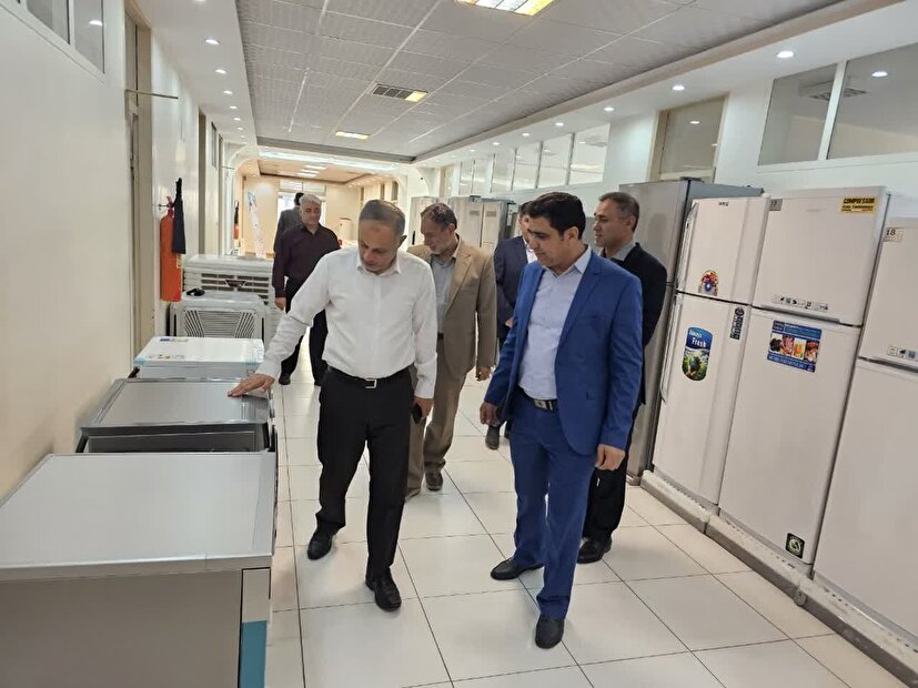 بازدید مدیرکل صمت آذربایجان شرقی از یکی از واحدهای صنعتی موفق در حوزه لوازم خانگی
