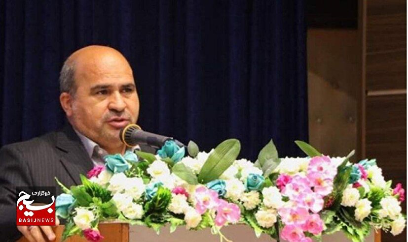 رسالت رسانه، برداشتن نقاب از چهره آمریکا است