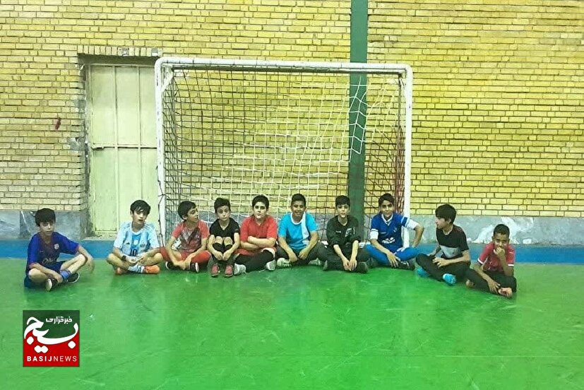 از برپایی برنامه های ورزشی تا نشست های تبیینی در سرخه