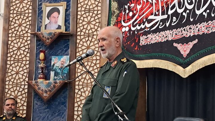 شیراز به احترام فرمانده شهید خود قیام کرد.../ سردار شهی غیب پرور در کنار همرزمان شهیدش آرام گرفت+عکس