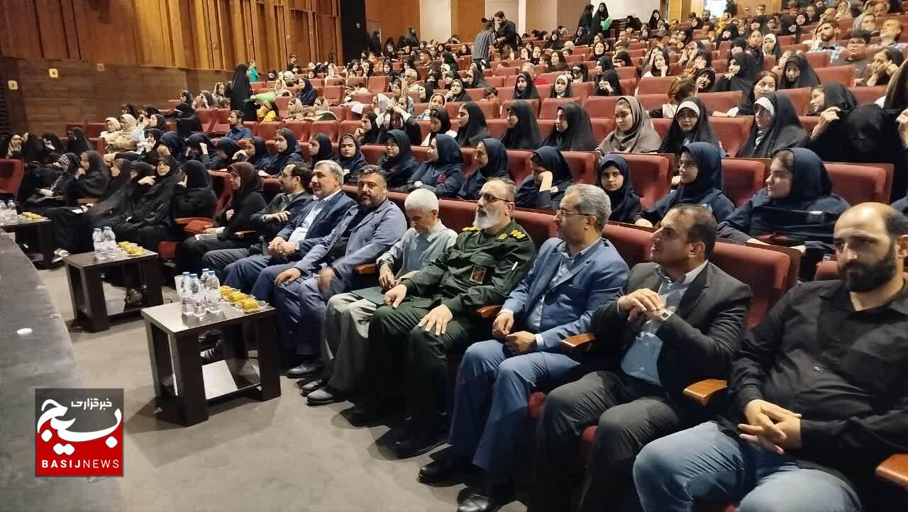 رویداد فرهنگی و هنری گیلان جلوهای از پاسداشت ارزشهای ایثار و مقاومت است رویداد فرهنگی و هنری گیلان جلوهای از پاسداشت ارزشهای ایثار و مقاومت است