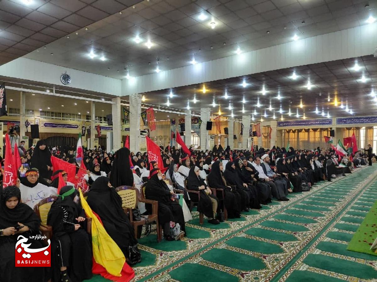 اجتماع بزرگ زینبیون در بوشهر برگزار شد