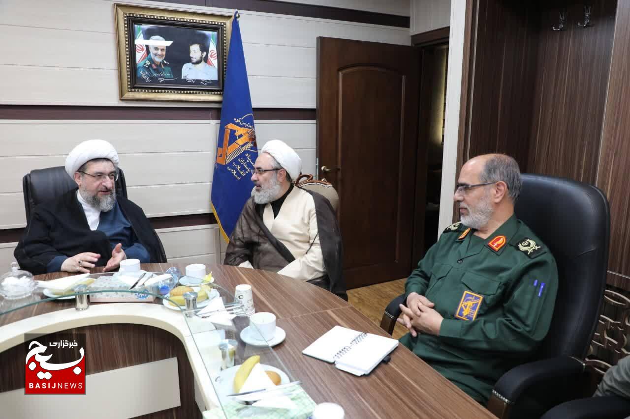 شکست همینه دشمن مبارک باد