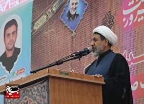 شهدای امروز برای حفظ ایران اسلامی جان خود را نثار کردند