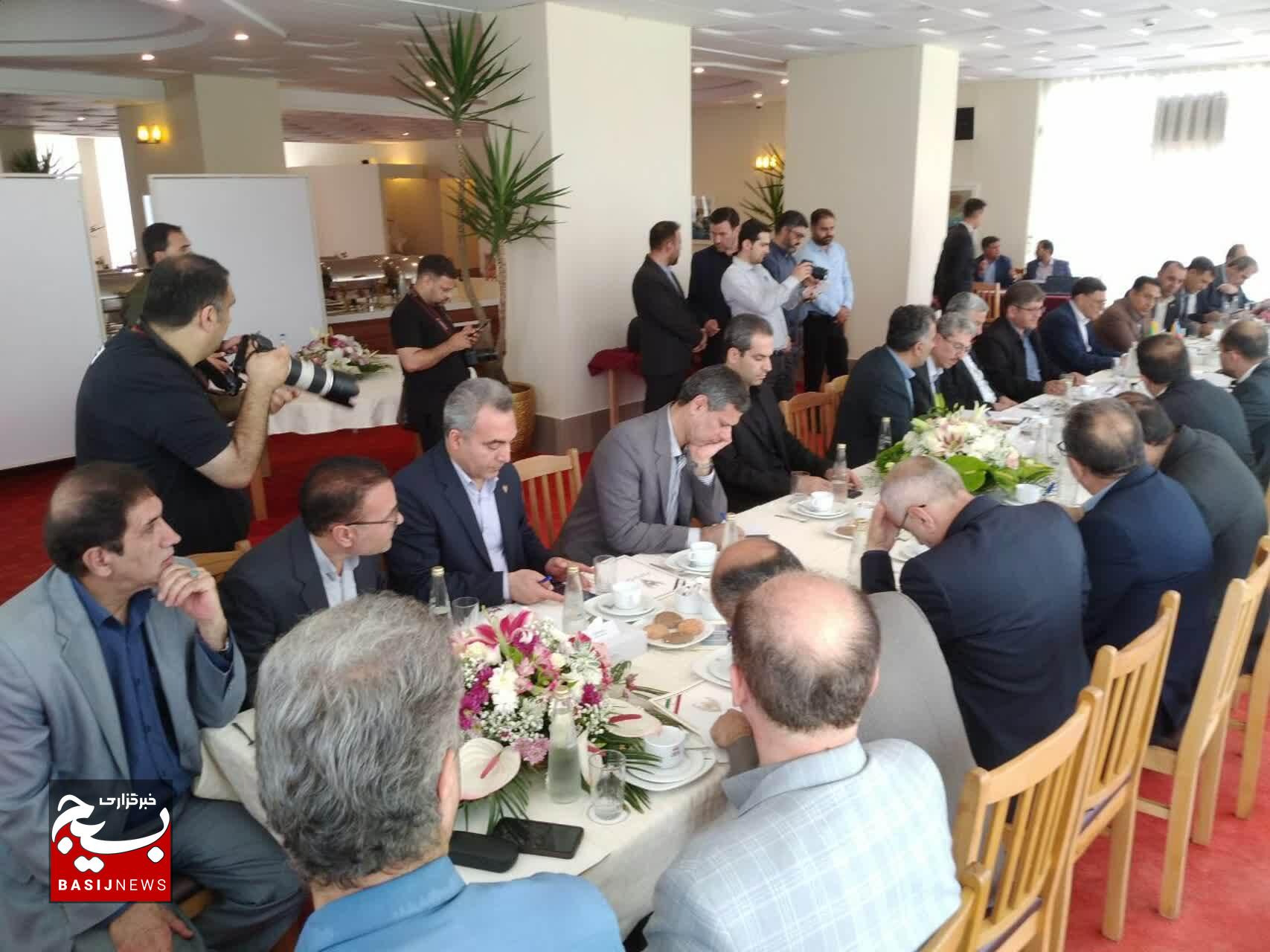 تاکید ایران و جمهوری آذربایجان بر تسریع تکمیل پایانه ریلی آستارا تا پایان سال میلادی  