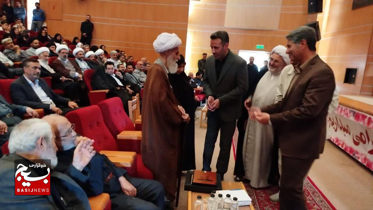 تجلیل از فرهیختگان، آغاز حرکتی پایدار است ‌که استمرار خواهد داشت