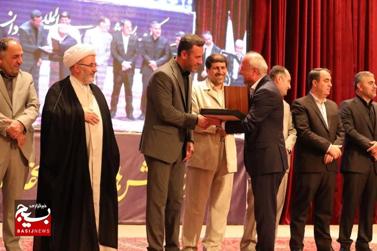 تجلیل از فرهیختگان، آغاز حرکتی پایدار است ‌که استمرار خواهد داشت