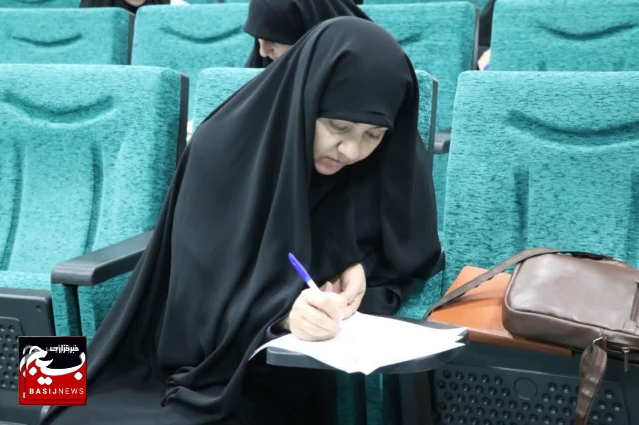 بیست و چهارمین دوره رقابت‌های قرآن کریم ویژه بانوان شاغل در سپاه انصارالمهدی( عج )برگزار شد