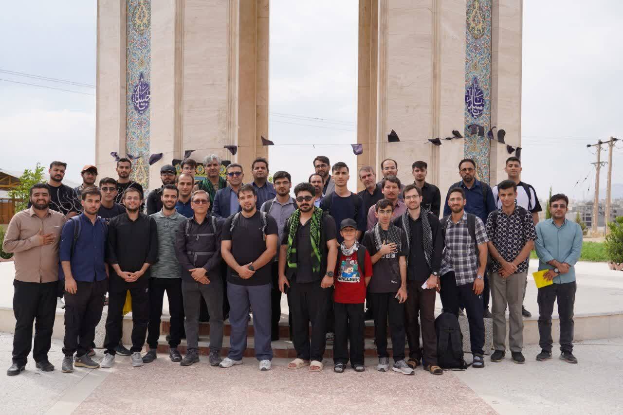اعزام دانشجویان دانشگاه علوم پزشکی یاسوج به اربعین حسینی اعزام دانشجویان دانشگاه علوم پزشکی یاسوج به اربعین حسینی