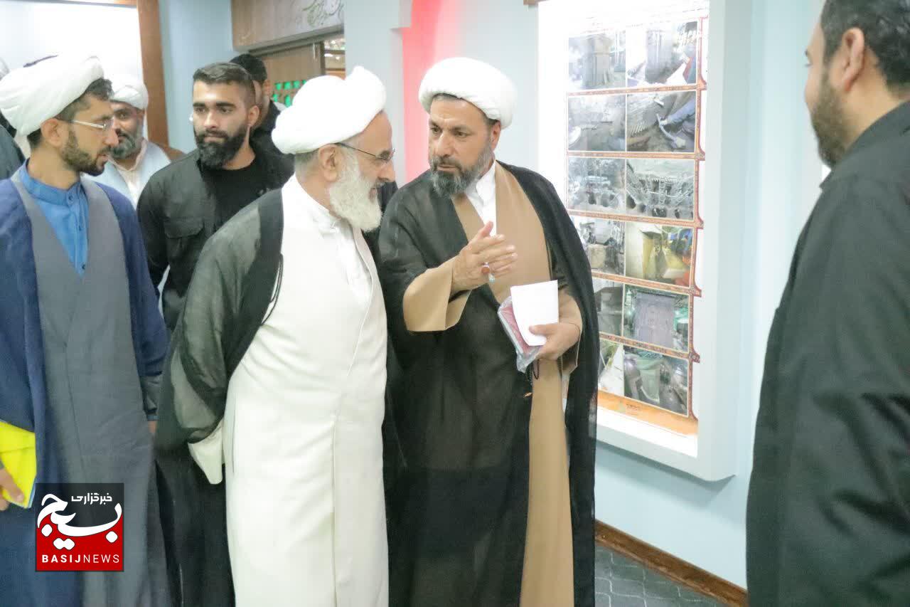بازدید نماینده ولی‌فقیه در سپاه از تربت خانه امام حسین (ع) در کرمان