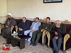 دیدار مسئولین شهرستان چهارباغ، با خانواده شهید رمضانعلی چوبداری