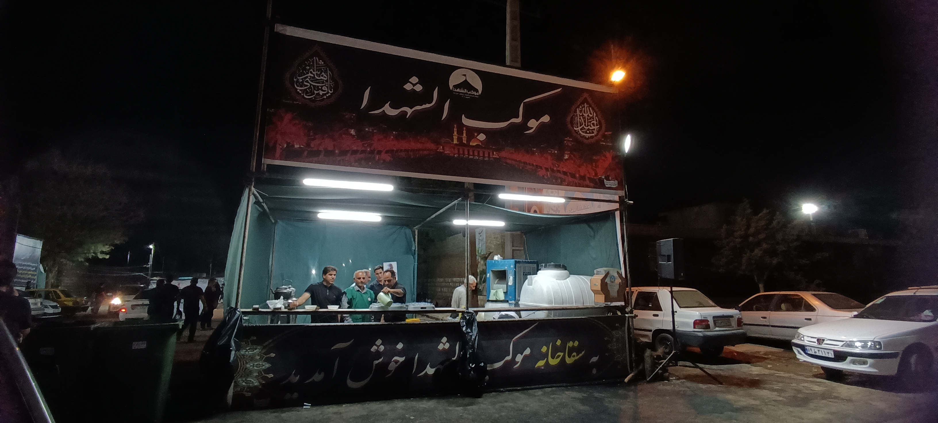 بانوی جامانده‌ای که به شوق خدمت، راه حضرت زینب(س) را ادامه می‌دهد