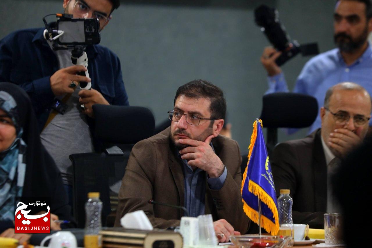آغاز پویش «زنگ جهاد» با حضور رئیس سازمان بسیج مستضعفین و وزیر آموزش و پرورش