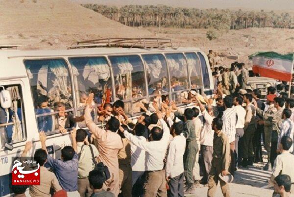 پیام تبریک فرمانده سپاه قدس گیلان به مناسبت سالروز ورود آزادگان به میهن اسلامی پیام تبریک فرمانده سپاه قدس گیلان به مناسبت سالروز ورود آزادگان به میهن اسلامی