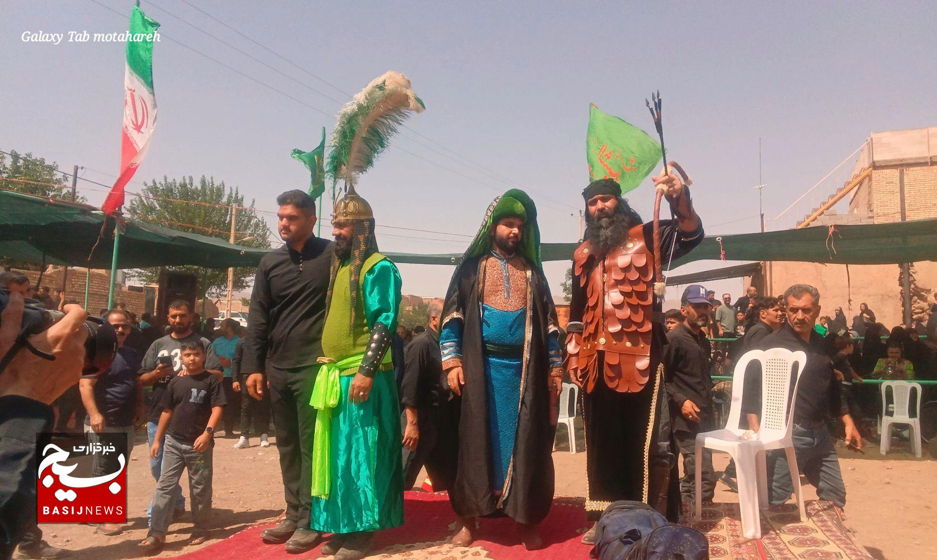 هم‌آوایی اشک و عزاداری در روستای فهنه از شهرستان فیروزه ؛ اربعین حسینی با حضور هزاران عاشق اهل‌بیت
