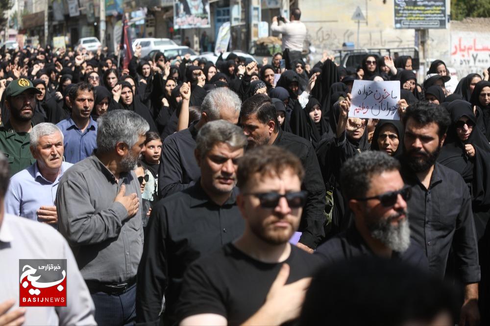 مراسم تشییع شهید اقتدار بسیج «اسماعیل پاشایی» از شهدای جنگ تحمیلی ۱۲ روزه