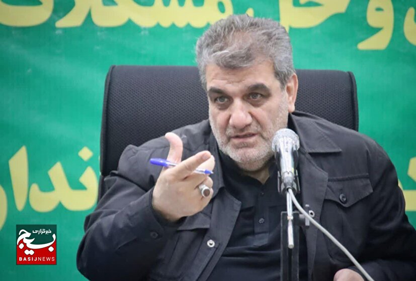 مشکلات مردم با حضور میدانی و پیگیری حل می‌شود، نه با پشت میز نشینی