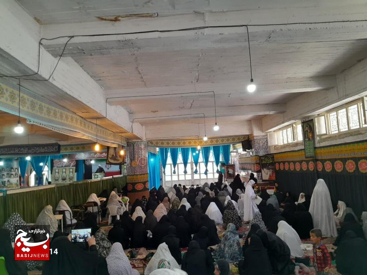 در جنگ تحمیلی اخیر انسجام ملی و پشتیبانی مردم به وضوح قابل مشاهده بود