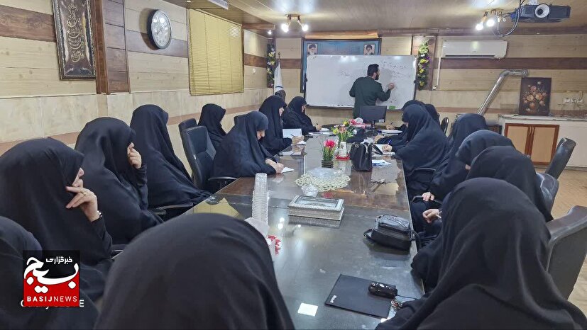 اقتدار و ایستادگی جمهوری اسلامی ایران دشمن را با شکست قطعی مواجه کرد

 