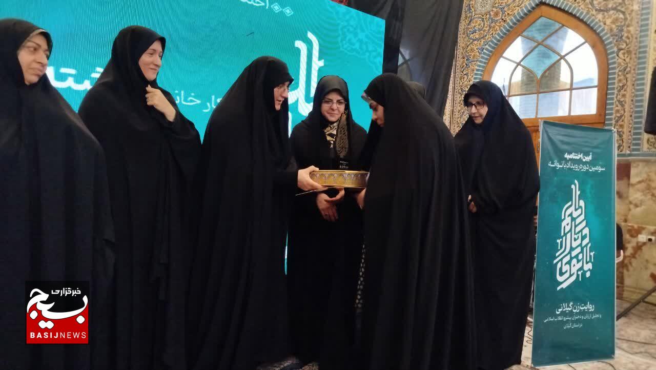 تبیین الگوی زن مسلمان ایرانی در جامعه ضرورت دارد 