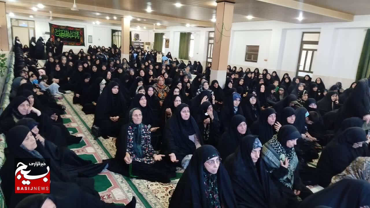 شهدا و علما، شناسنامه هویتی شهرها و مایه عزت نظام اسلامی هستند
