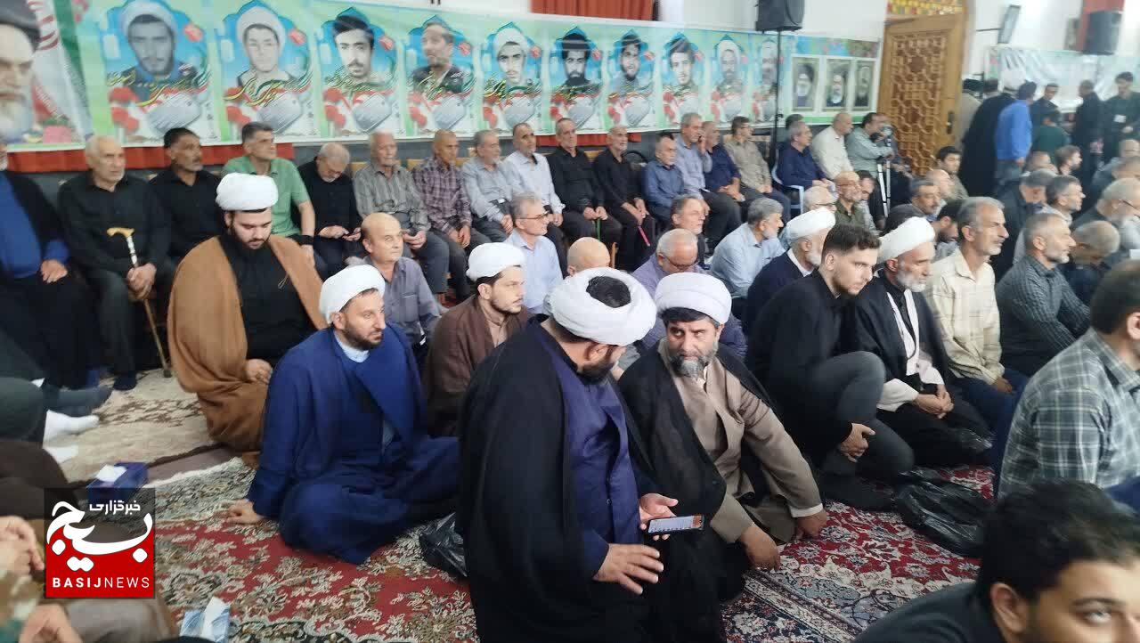 شهدا و علما، شناسنامه هویتی شهرها و مایه عزت نظام اسلامی هستند