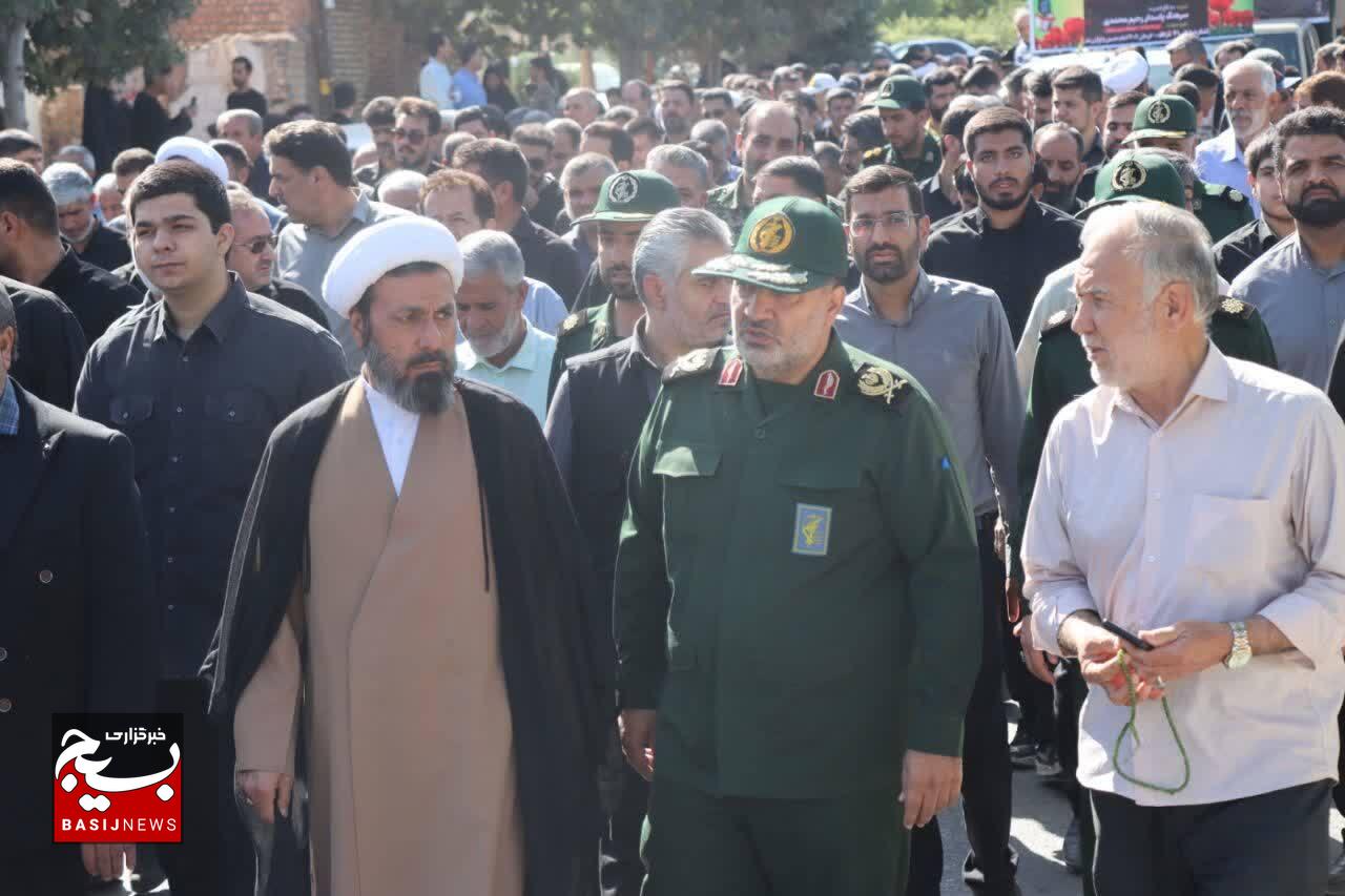 مراسم تشییع شهید حاج رحیم محمدی در شهرستان زرند