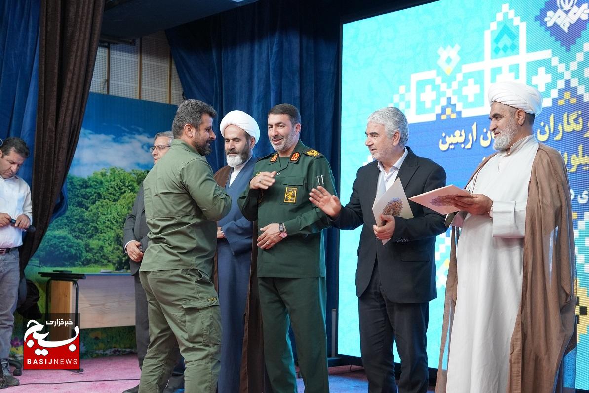 تجلیل سپاه فتح از خبرنگاران کهگیلویه و بویراحمد تجلیل سپاه فتح از خبرنگاران کهگیلویه و بویراحمد